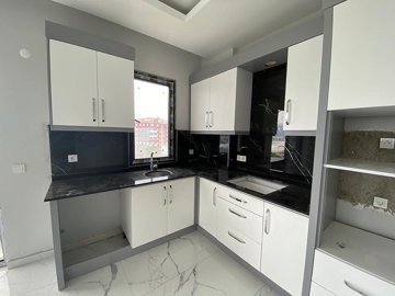Interior 5