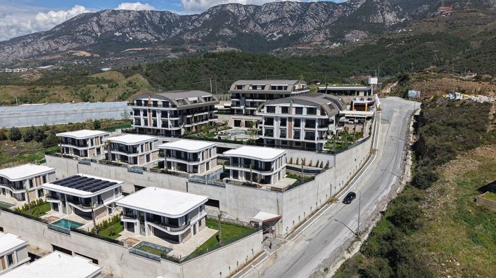 Image No.4-4 Bed House/Villa for sale