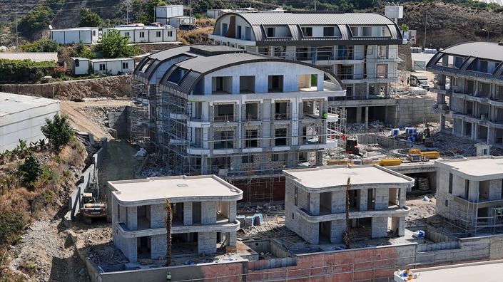 Image No.25-8 Bed House/Villa for sale