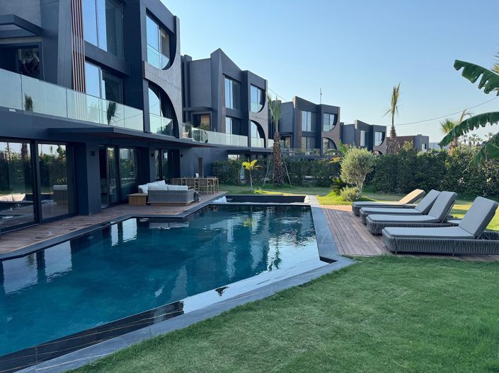 Image No.9-5 Bed House/Villa for sale