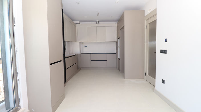 Image No.55-4 Bed Apartment for sale