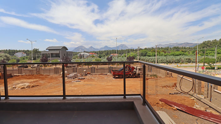 Image No.74-4 Bed Apartment for sale