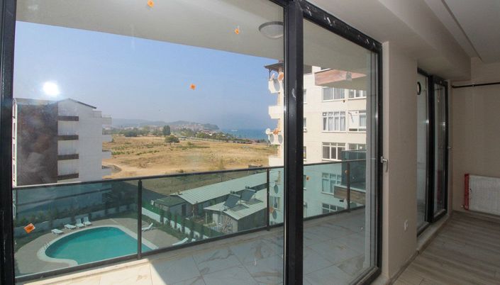 Image No.23-Appartement de 2 chambres à vendre à Çinarcik