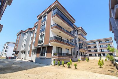Exterior 3