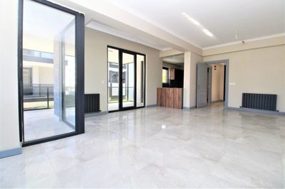 Interior 2