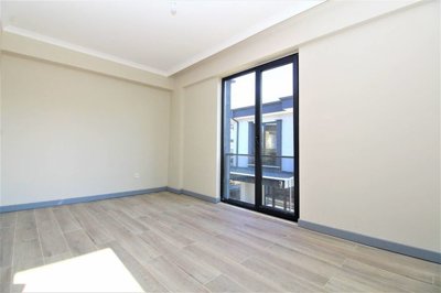 Interior 3