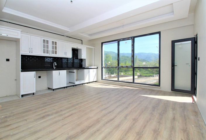 Image No.8-3 Bed Apartment for sale