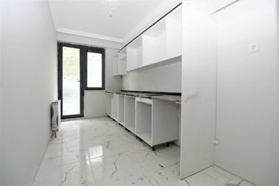 Interior 7