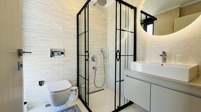 Image No.23-Maison / Villa de 4 chambres à vendre à Çamyuva