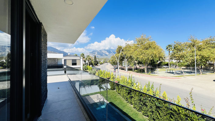 Image No.29-Maison / Villa de 4 chambres à vendre à Çamyuva