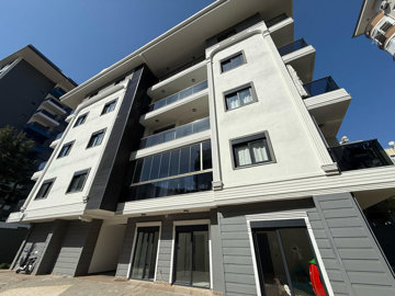 Exterior 3