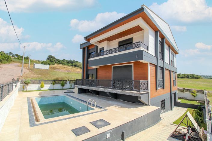 Image No.3-Maison / Villa de 5 chambres à vendre à Yalova Merkez