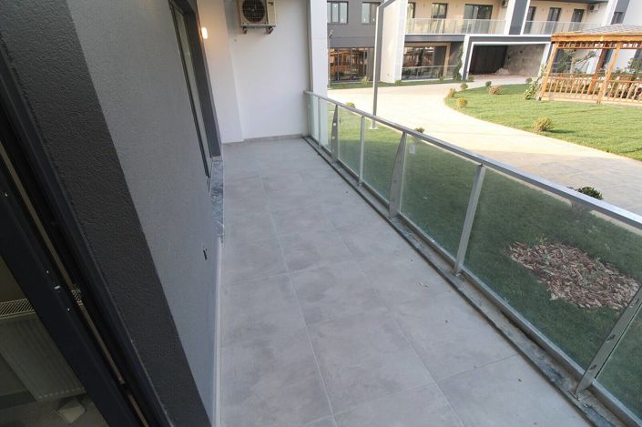 Image No.40-Appartement de 2 chambres à vendre à Küçükçekmece