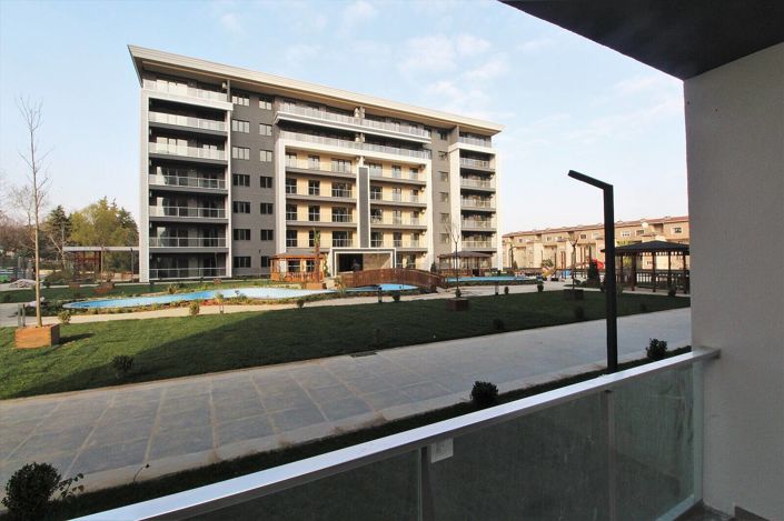 Image No.42-Appartement de 2 chambres à vendre à Küçükçekmece