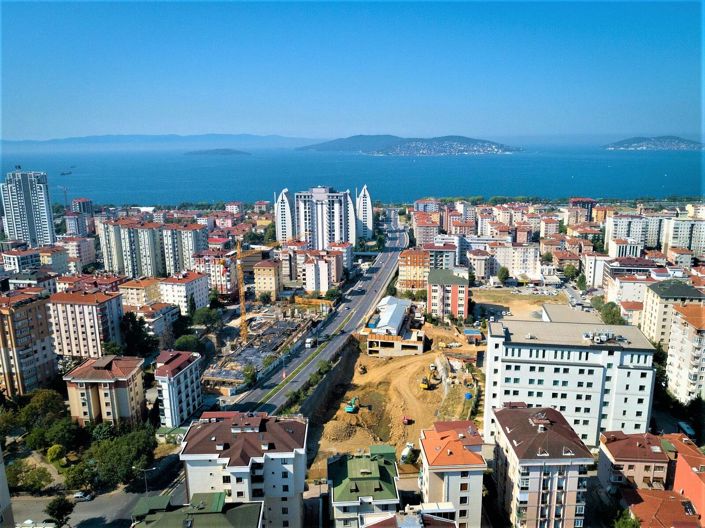 Image No.1-4 Bed Apartment for sale