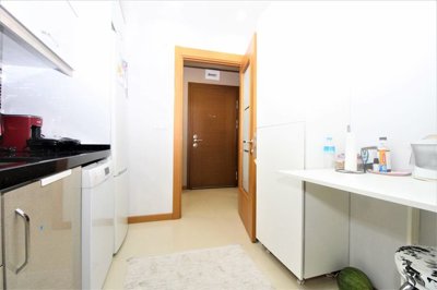 Interior 4