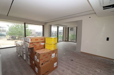 Interior 2