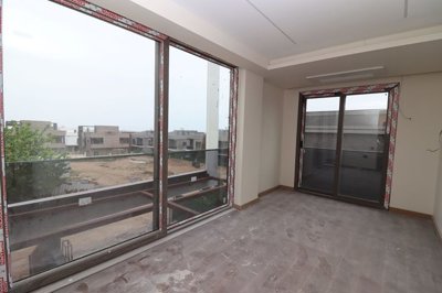Interior 3