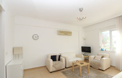 Interior 6