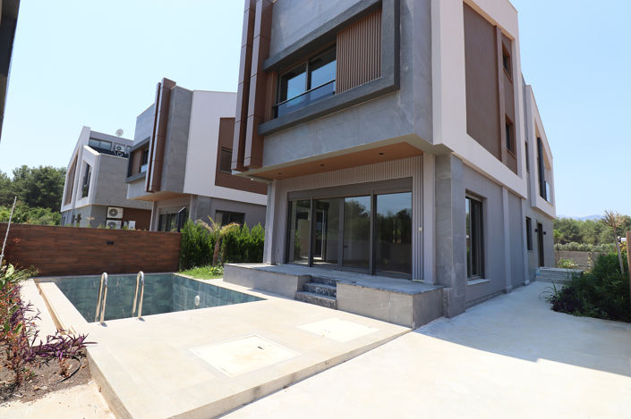 Image No.11-4 Bed House/Villa for sale
