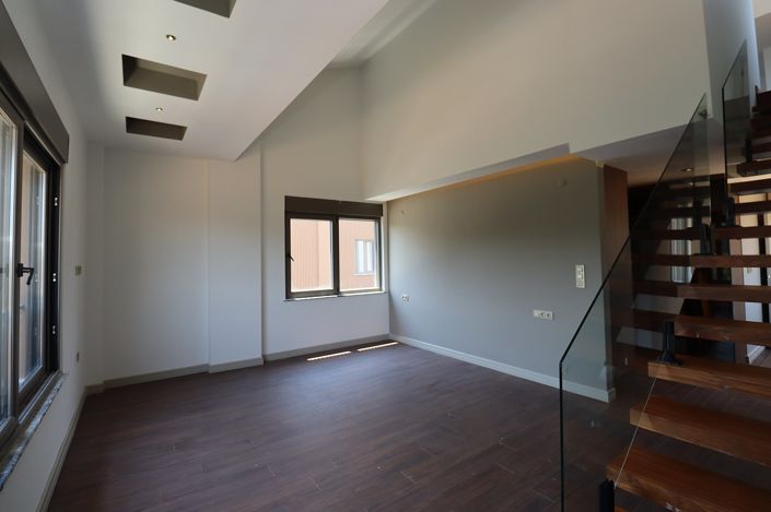 Image No.24-4 Bed House/Villa for sale