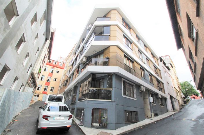 Image No.1-Appartement de 3 chambres à vendre à Beyoglu