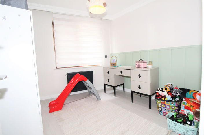 Image No.15-3 Bed Apartment for sale