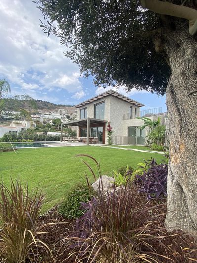 Image No.9-6 Bed House/Villa for sale