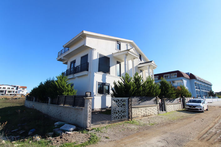 Image No.12-4 Bed House/Villa for sale