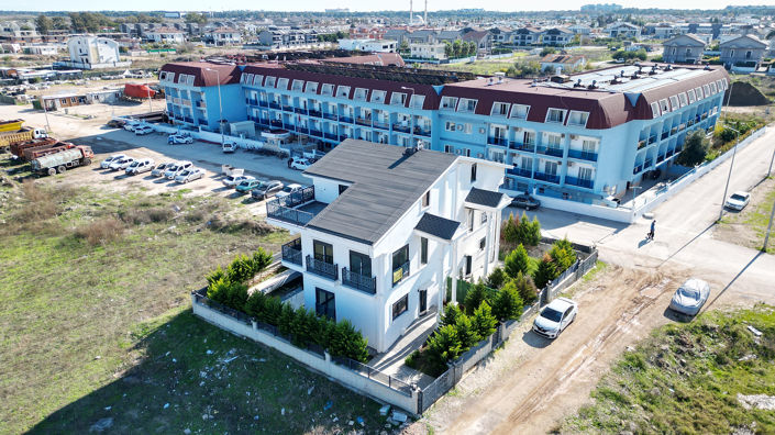 Image No.2-4 Bed House/Villa for sale