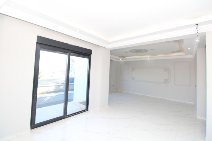 Image No.20-4 Bed House/Villa for sale