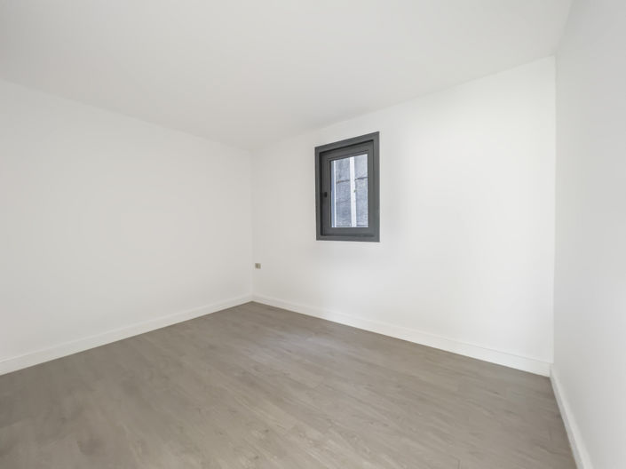 Image No.31-2 Bed Apartment for sale