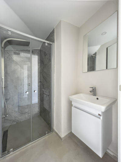 Image No.37-2 Bed Apartment for sale