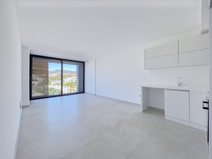 Image No.30-4 Bed Apartment for sale