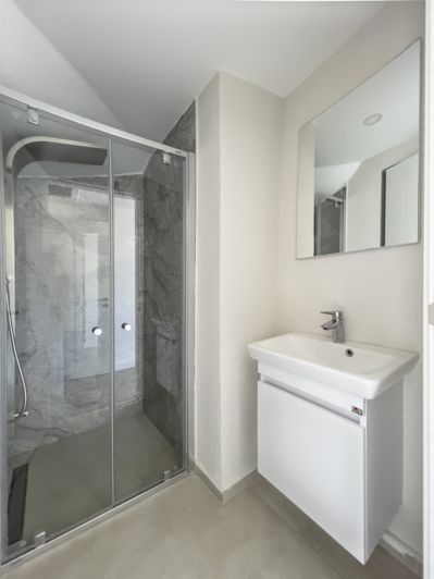 Image No.37-4 Bed Apartment for sale