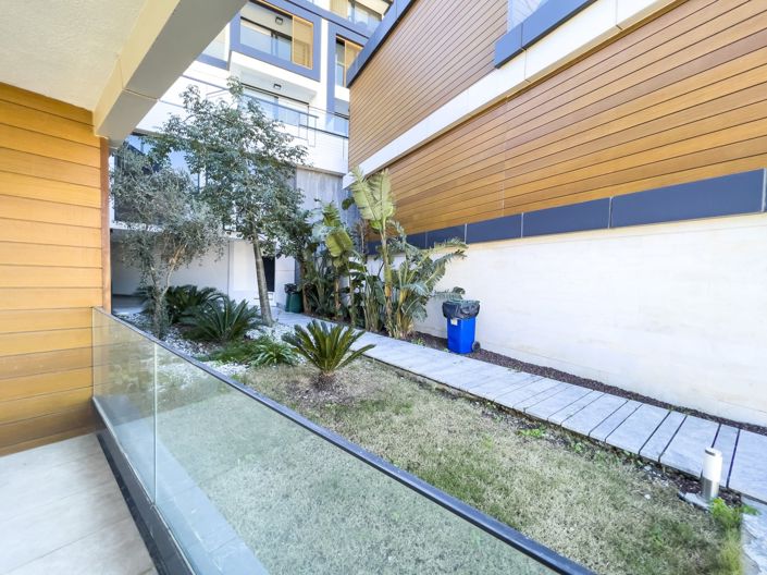 Image No.7-4 Bed Apartment for sale