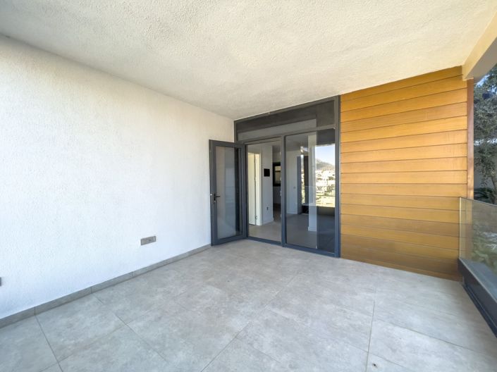 Image No.9-4 Bed Apartment for sale