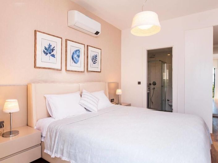 Image No.10-3 Bed Apartment for sale