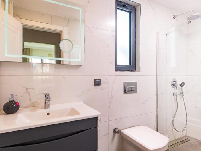 Image No.15-3 Bed Apartment for sale