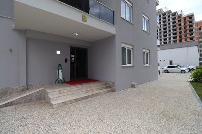 Exterior 12