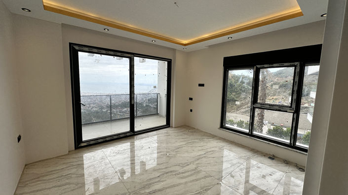 Image No.6-5 Bed House/Villa for sale