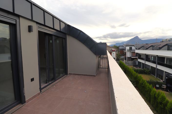 Image No.15-2 Bed Apartment for sale