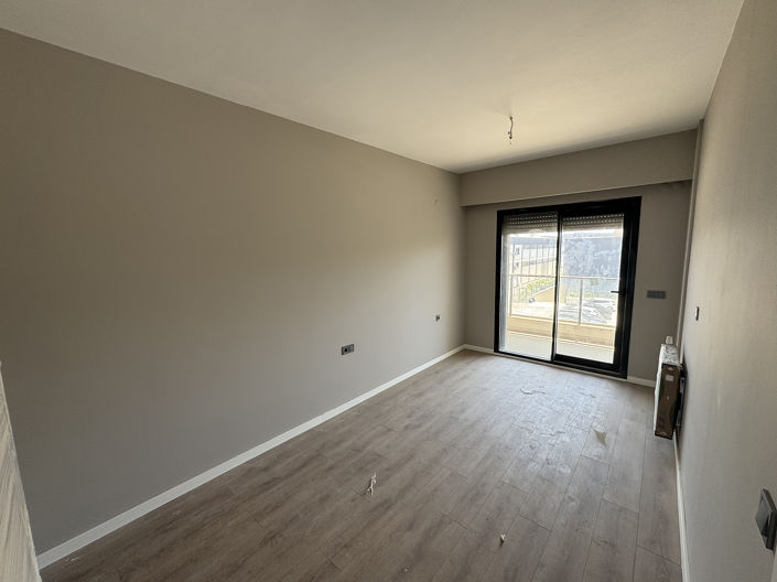 Image No.20-3 Bed Apartment for sale