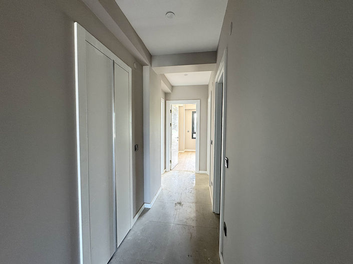 Image No.22-3 Bed Apartment for sale