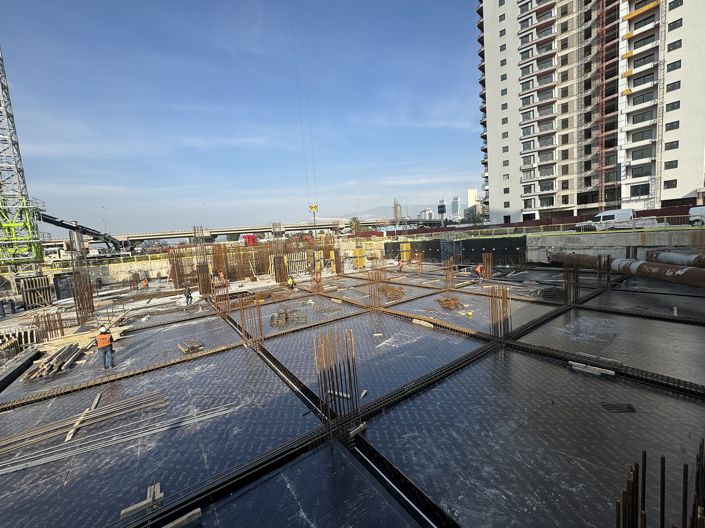 Image No.35-2 Bed Apartment for sale