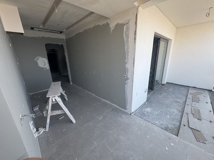 Image No.41-5 Bed Apartment for sale