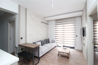 Interior 10