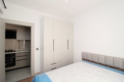 Interior 12