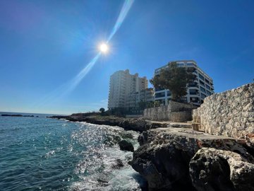 Exterior 1