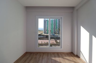 Interior 6